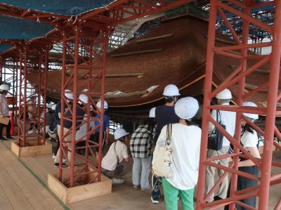 瑠璃光寺五重塔現場見学会の様子