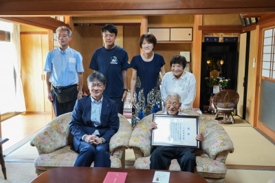 記念撮影の様子