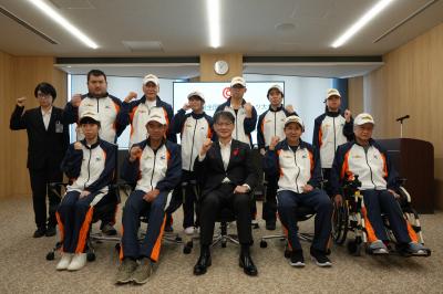 記念撮影の様子