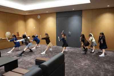 「THE chilldren」の皆さんのダンスの様子