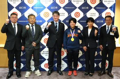 記念撮影の様子