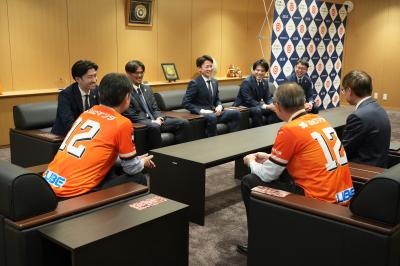 歓談の様子（その１）