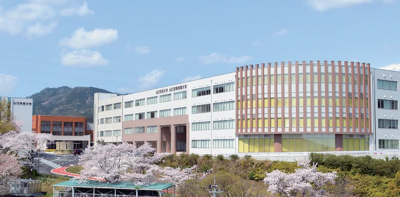 山口学芸大学