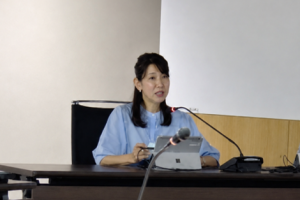 藤井智佳子委員からの話題提供