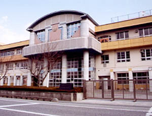 小郡南小学校