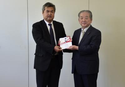 センコー株式会社が100周年記念事業として本市へ寄附されました