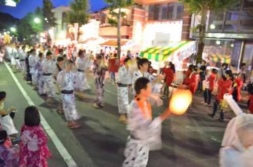 市民総踊りの表す