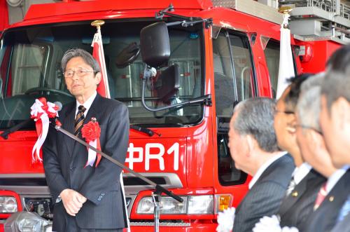 山口県ペルー協会の湯田副会長があいさつされている様子