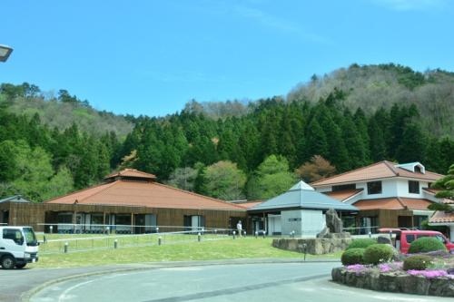 願成就温泉センターの外観