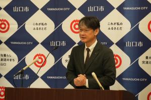 市長定例記者会見の様子