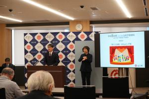 市長定例記者会見の様子