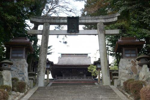 今八幡宮石鳥居