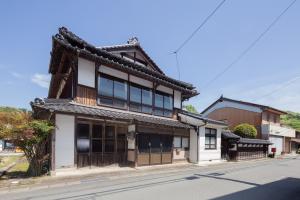 旧案野酒場店舗兼主屋