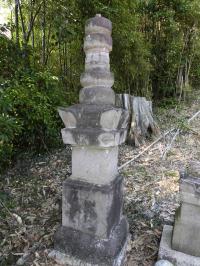 宝篋印塔　[広沢寺]